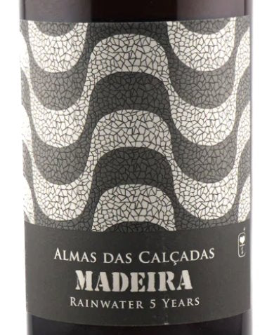 Almas das Calcadas Madeira Rainwater 5 Year Medium Dry - 750ml